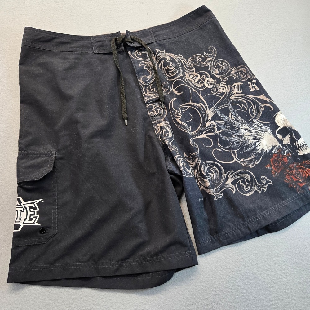 MMA‎ Elite Mens Board Shorts Black Skull Roses Filigree Graphic Swim Trunks 36